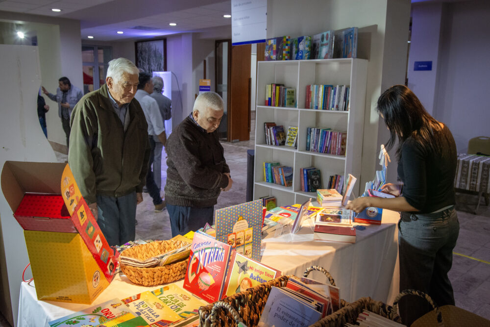 Abrió la 1ra Feria del Libro Jujuy llega a las Yungas 3 Abrió la 1ra Feria del Libro Jujuy llega a las Yungas - Ojos del Mundo