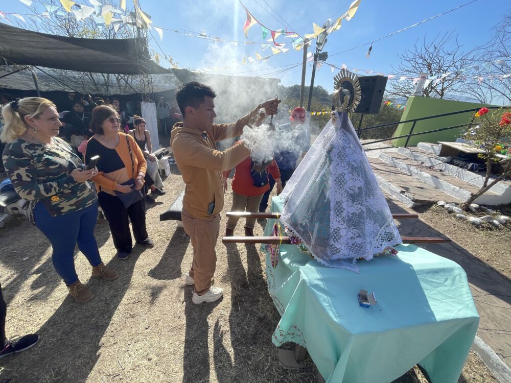 Devoción por la Virgen de Urkupiña en Jujuy - Ojos del Mundo